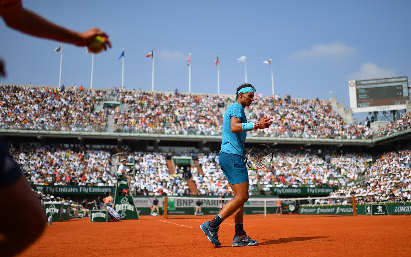 Rafael Nadal sur le court Philippe-Chatrier, Roland-Garros 2018
