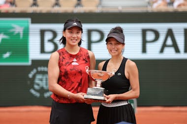 Xinyu Wang, Su-Wei Hsieh, finale, doubles dames, Roland-Garros 2023 Xinyu Wang, Su-Wei Hsieh, finale, doubles dames, Roland-Garros 2023