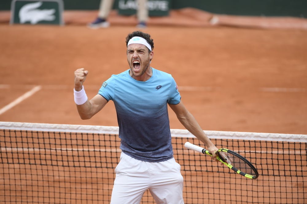 Marco Cecchinato during his quarter-final against Djokovic at Roland-Garros 2018