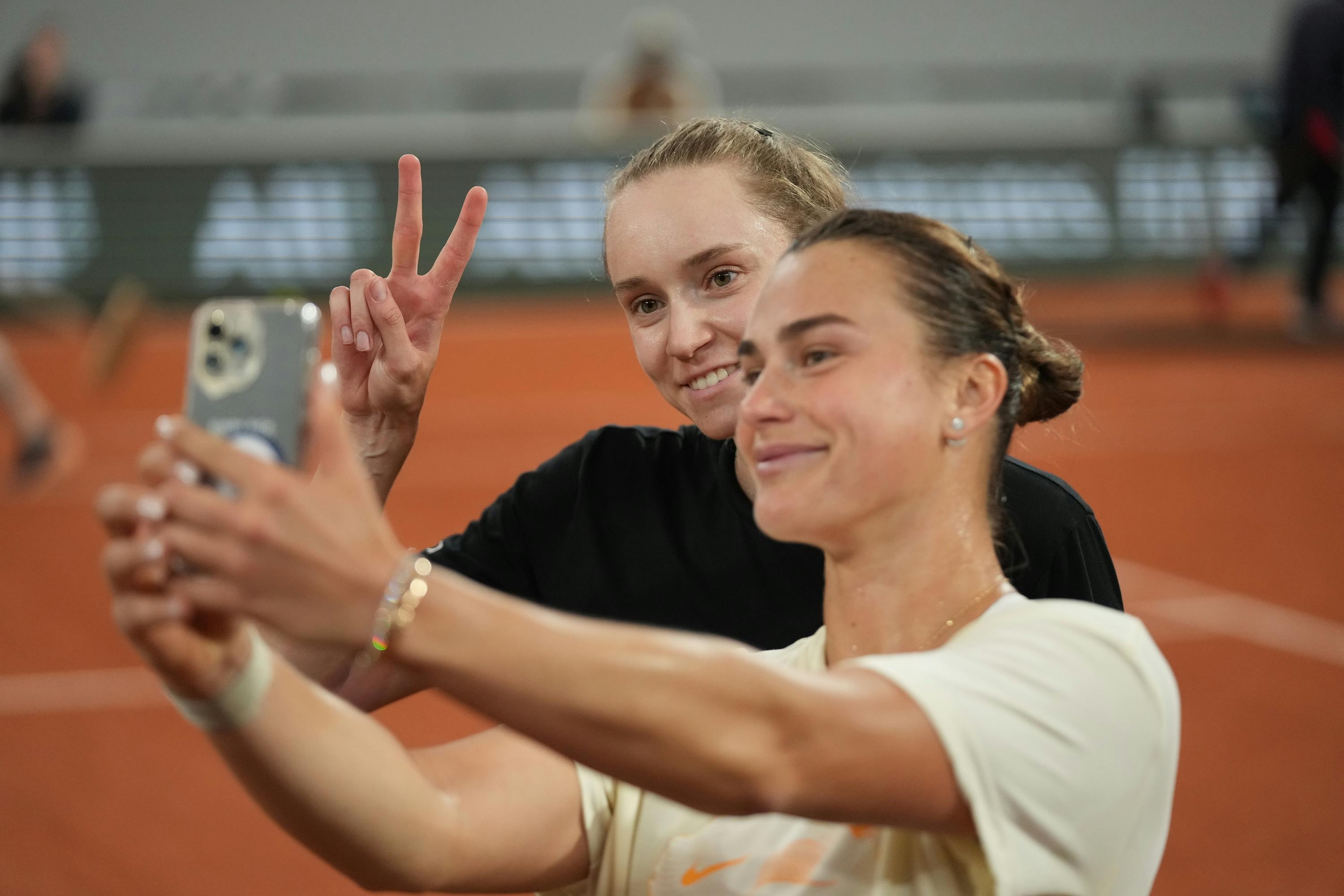 Aryna Sabalenka, Elena Rybakina, practice, Roland-Garros 2024