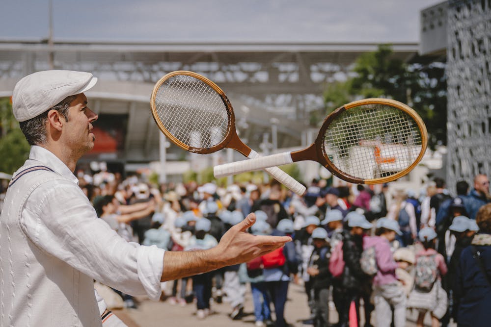 Journée Yannick Noah, jongleur, Roland-Garros 2024