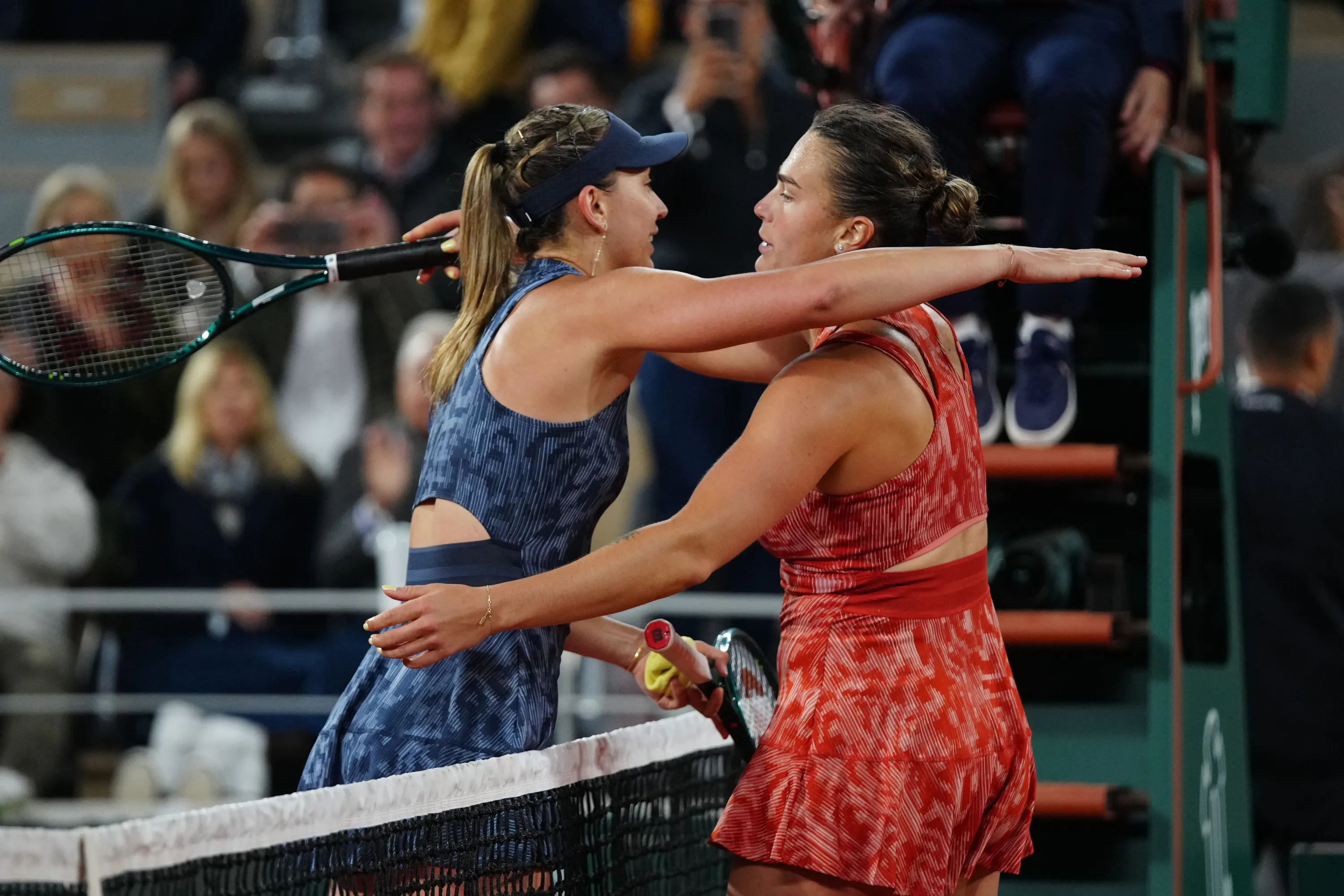 Sabalenka defeats Badosa in battle of the besties - Roland-Garros 2026 - The official site Sabalenka defeats Badosa in battle of the besties - Roland-Garros 2026 - The official site