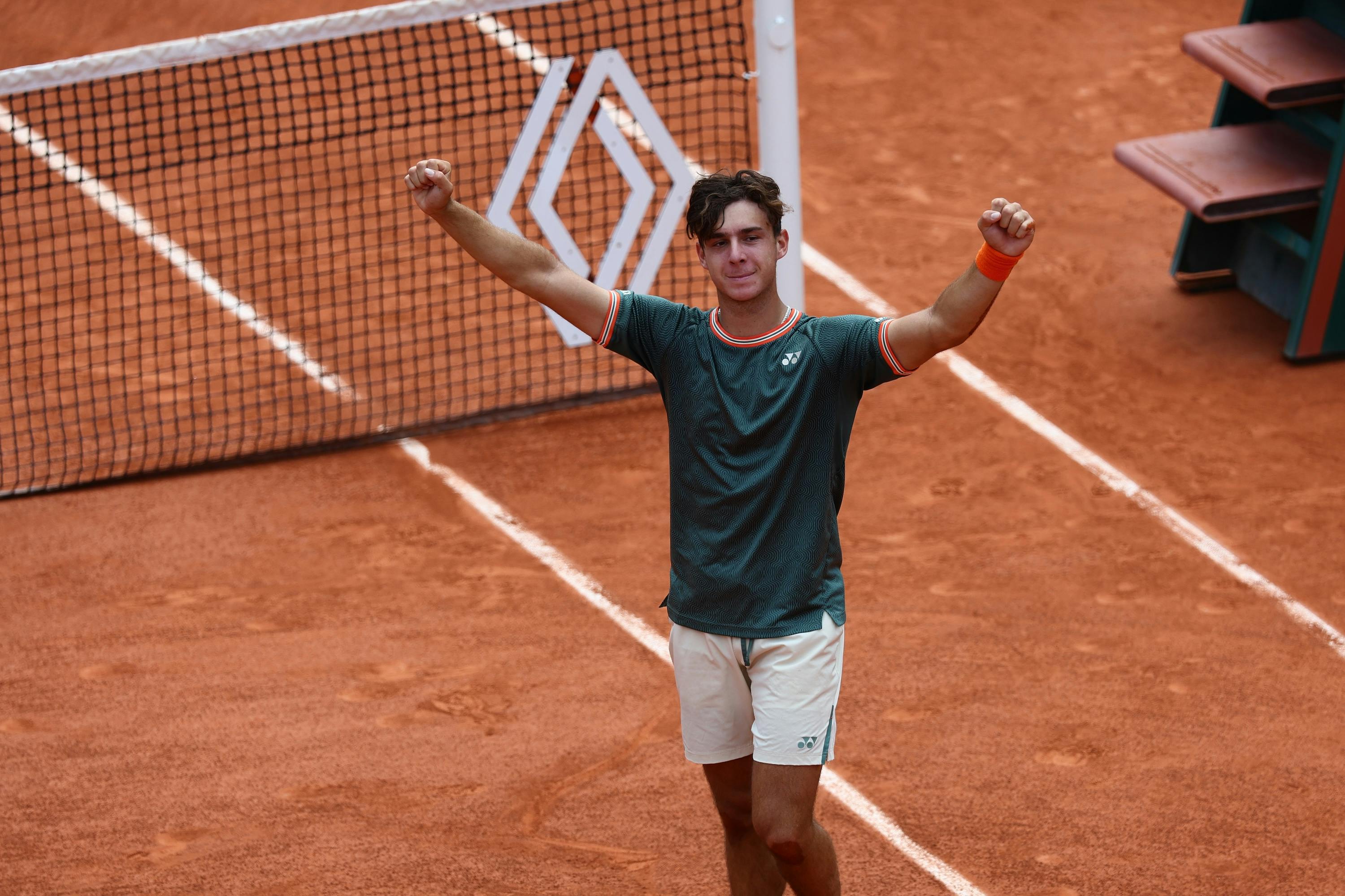 Bigun streaks past Berkieta for Roland-Garros boys’ title – Roland-Garros