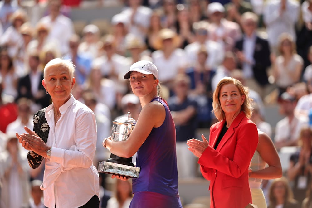 Martina Navratilova Iga Swiatek Chris Evert Roland-Garros 2024