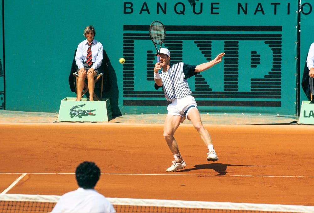 Courier & Sampras during the quarter-final at Roland-Garros 1996