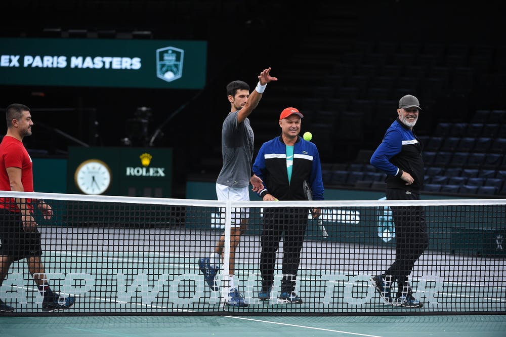 A little petanque for Novak Djokovic and his team at the 2018 Rolex Paris Masters