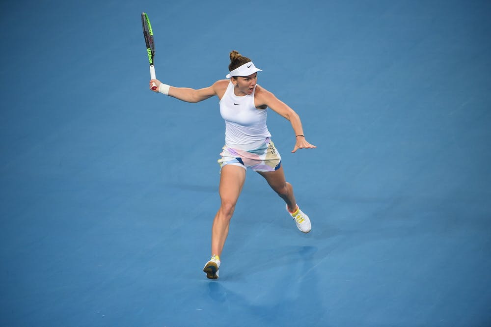 Simona Halep preparing a forehand during the 2020 Australian Open