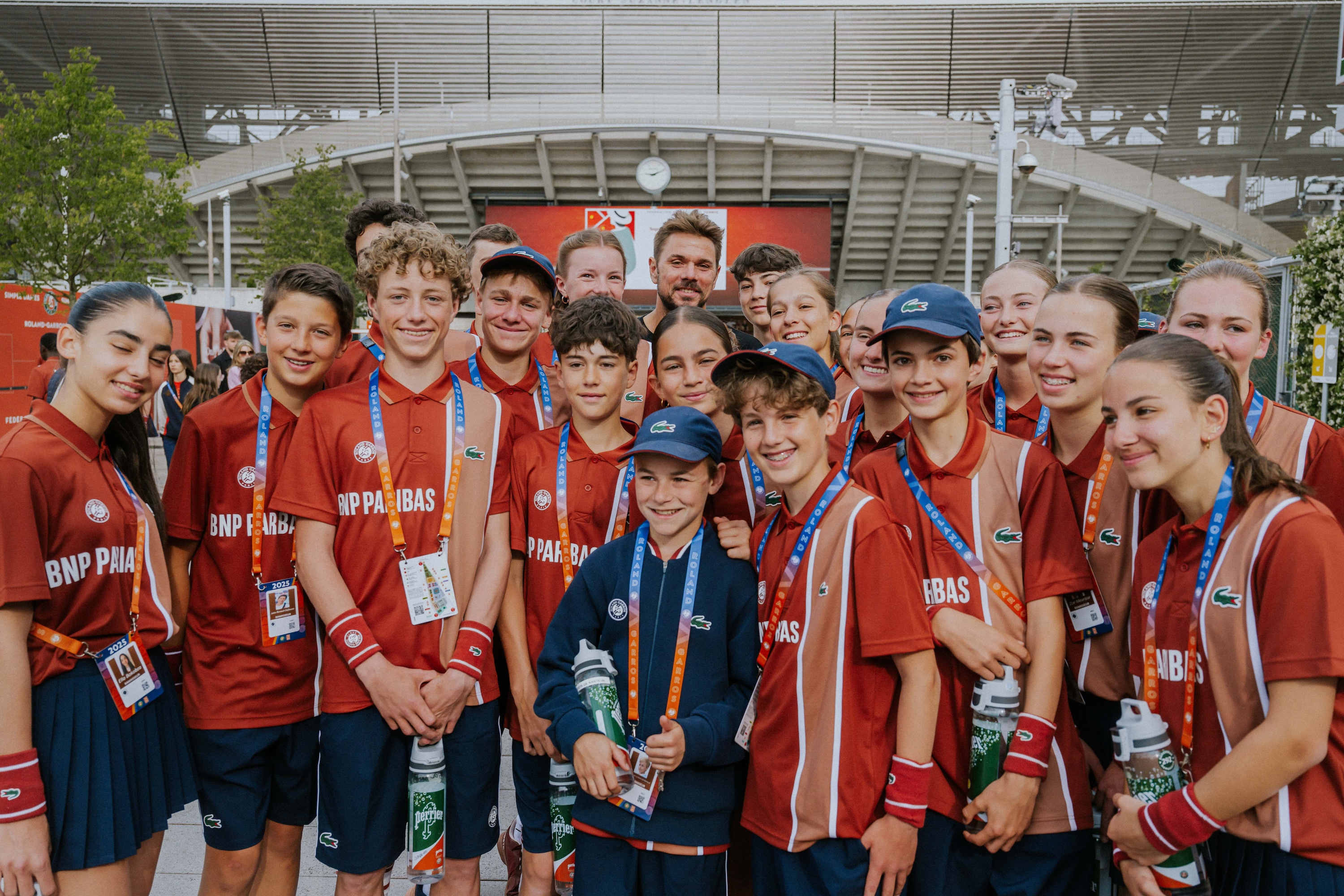 Stan Wawrinka and ballkids at Roland-Garros 2025
