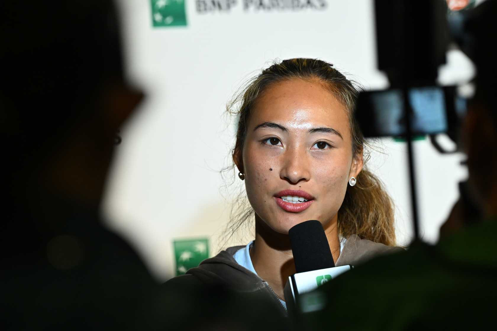 ZHENG Qinwen QF RG2025.jpg