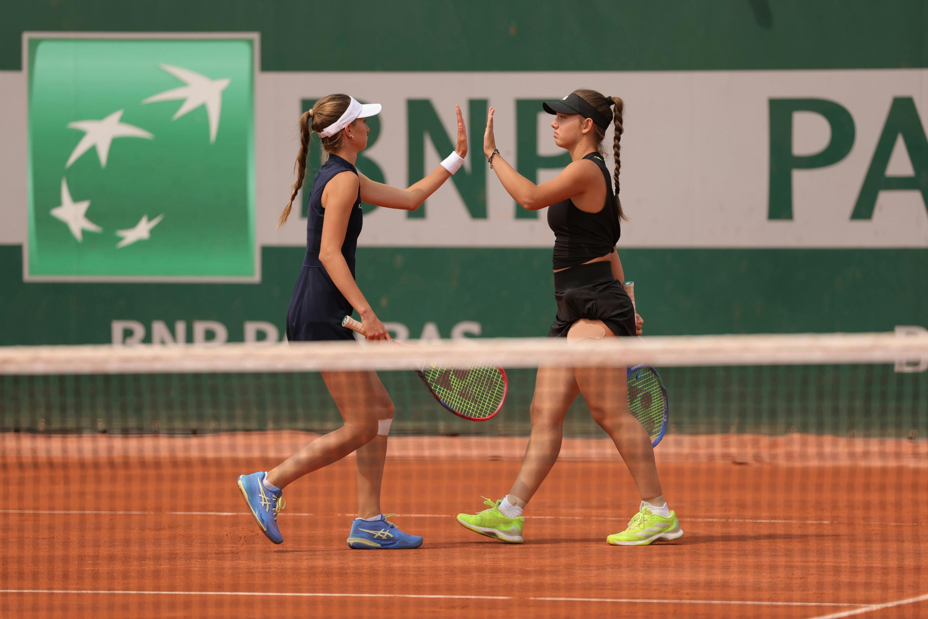 Luna Vujovic, Maia Ilinca Burcescu girls' doubles R1