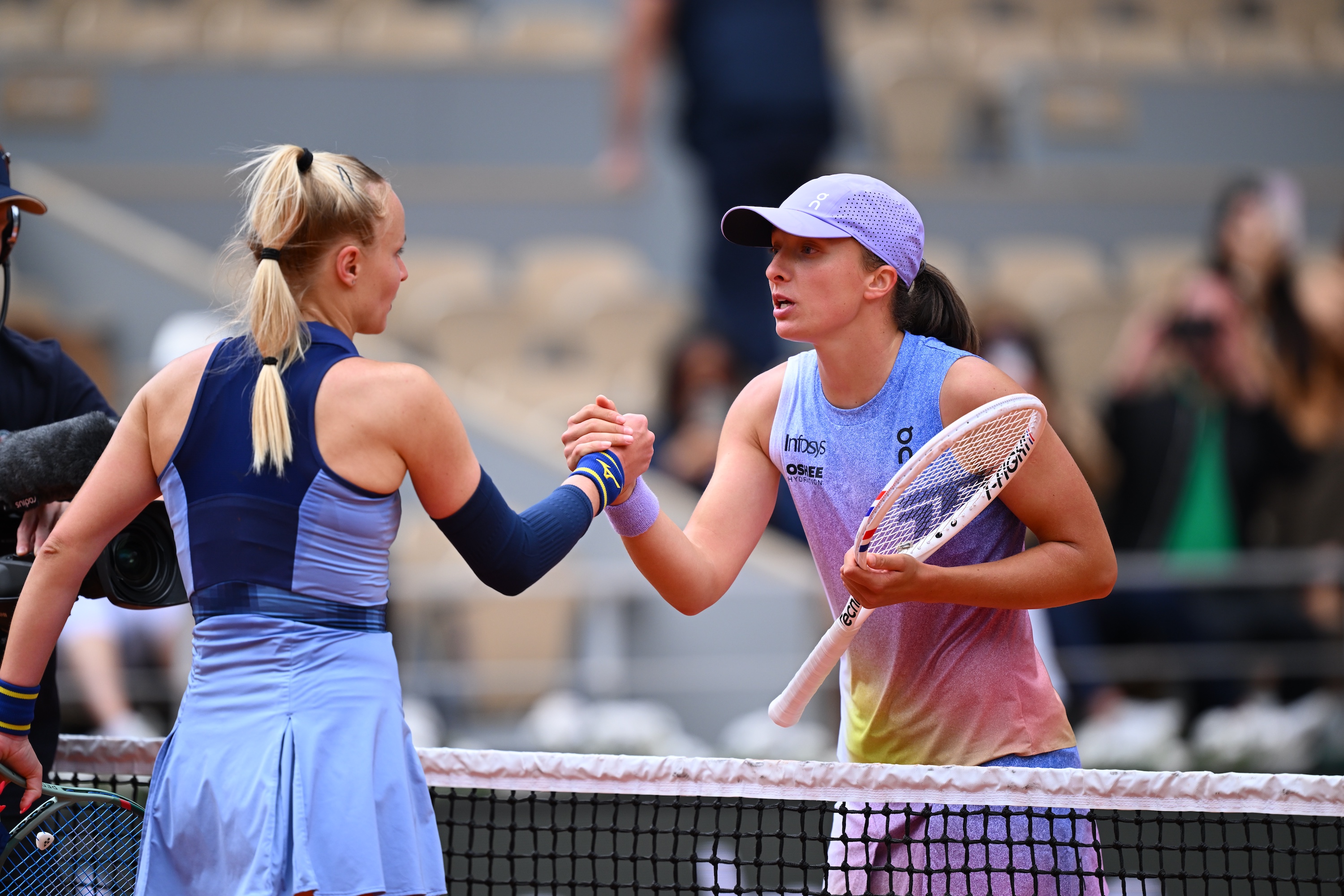 Iga Swiatek, Rebecca Sramkova, Roland-Garros 2025, first round