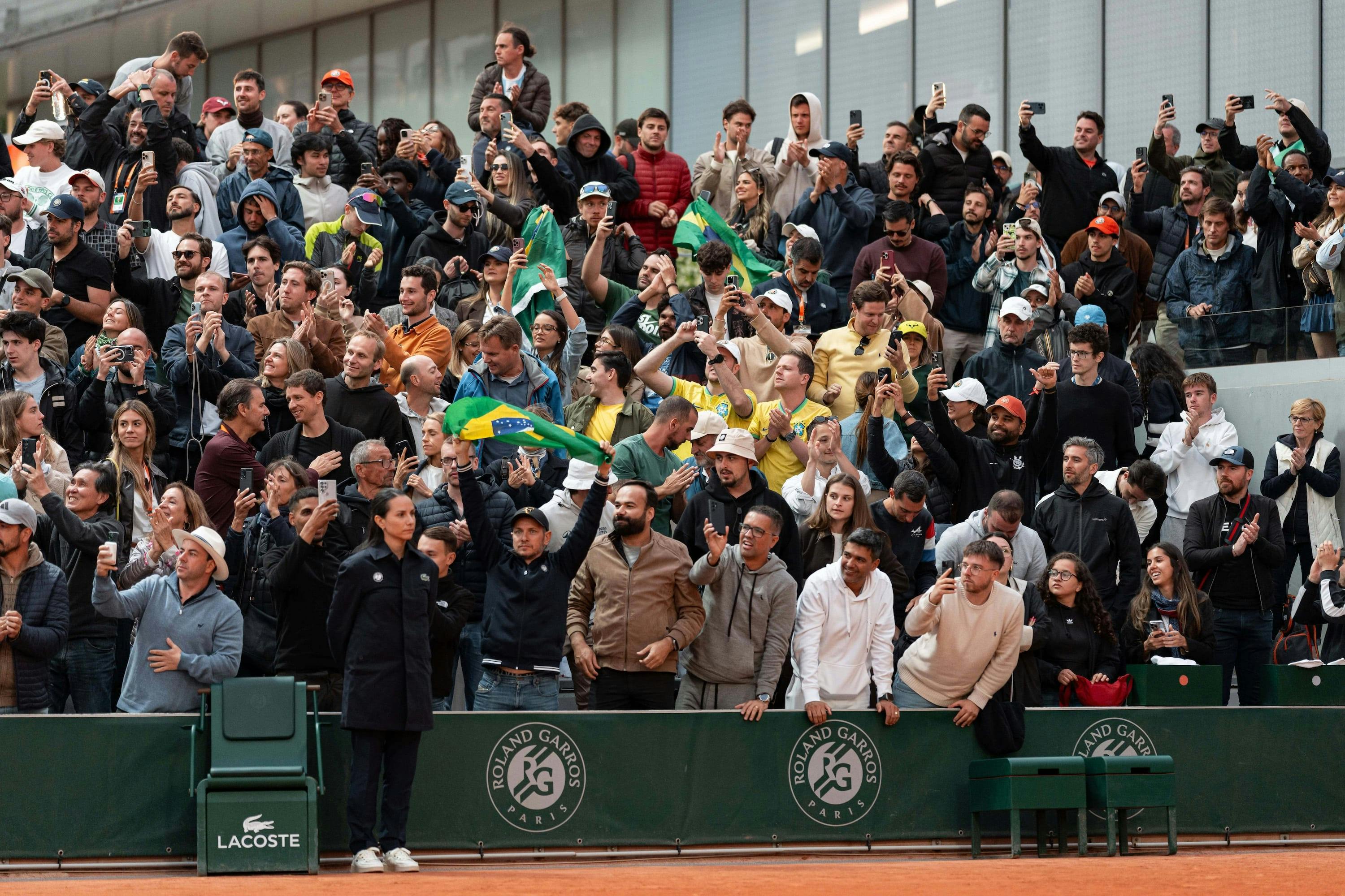 Joao Fonseca fans, Roland-Garros 2025, first round