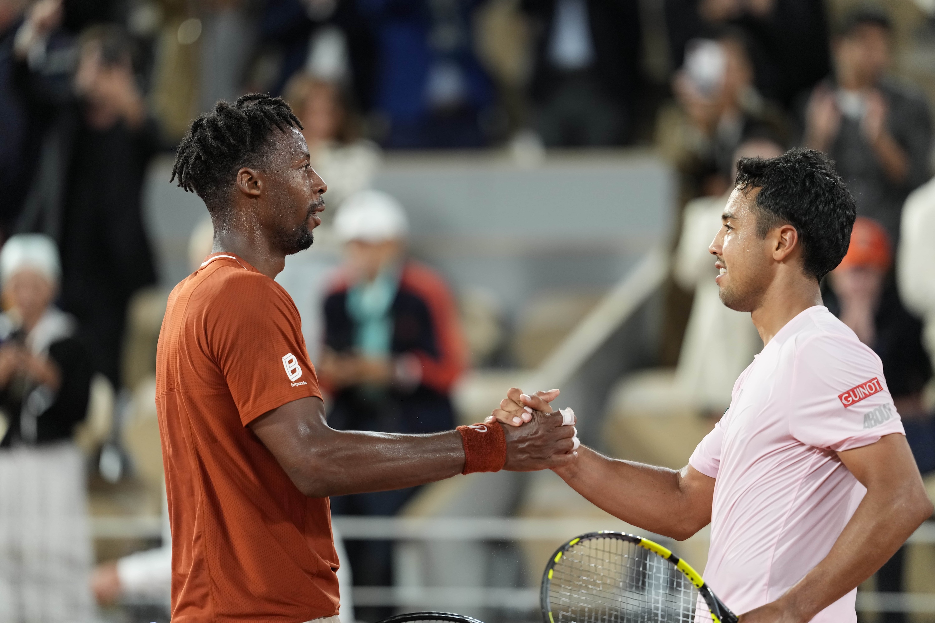 Gael Monfils and Hugo Dellien shake hands, Roland-Garros 2025, first round