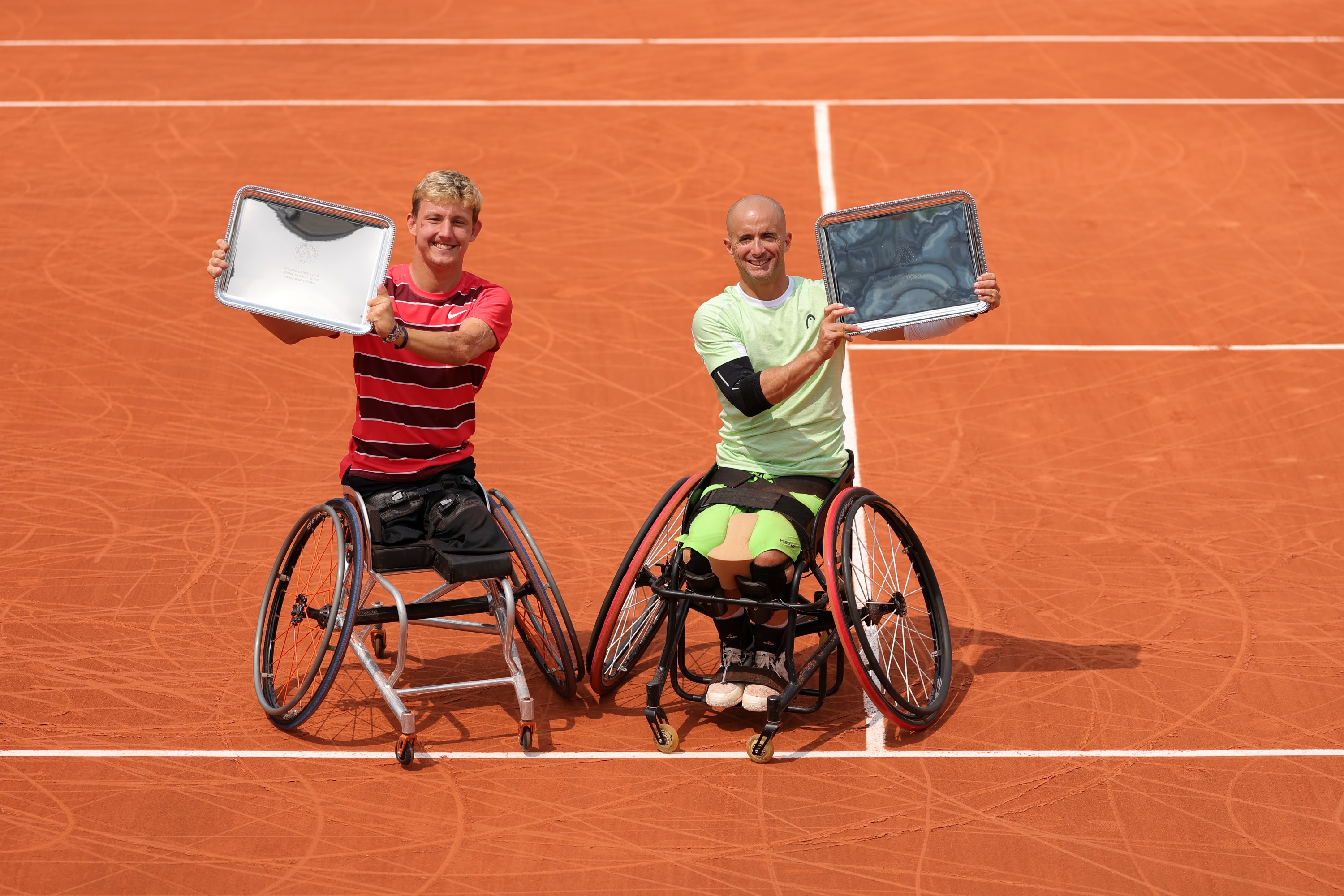 Niels Vink & Guy Sasson / Tennis-fauteuil quad, double messieurs, finale, trophées, Roland-Garros 2025