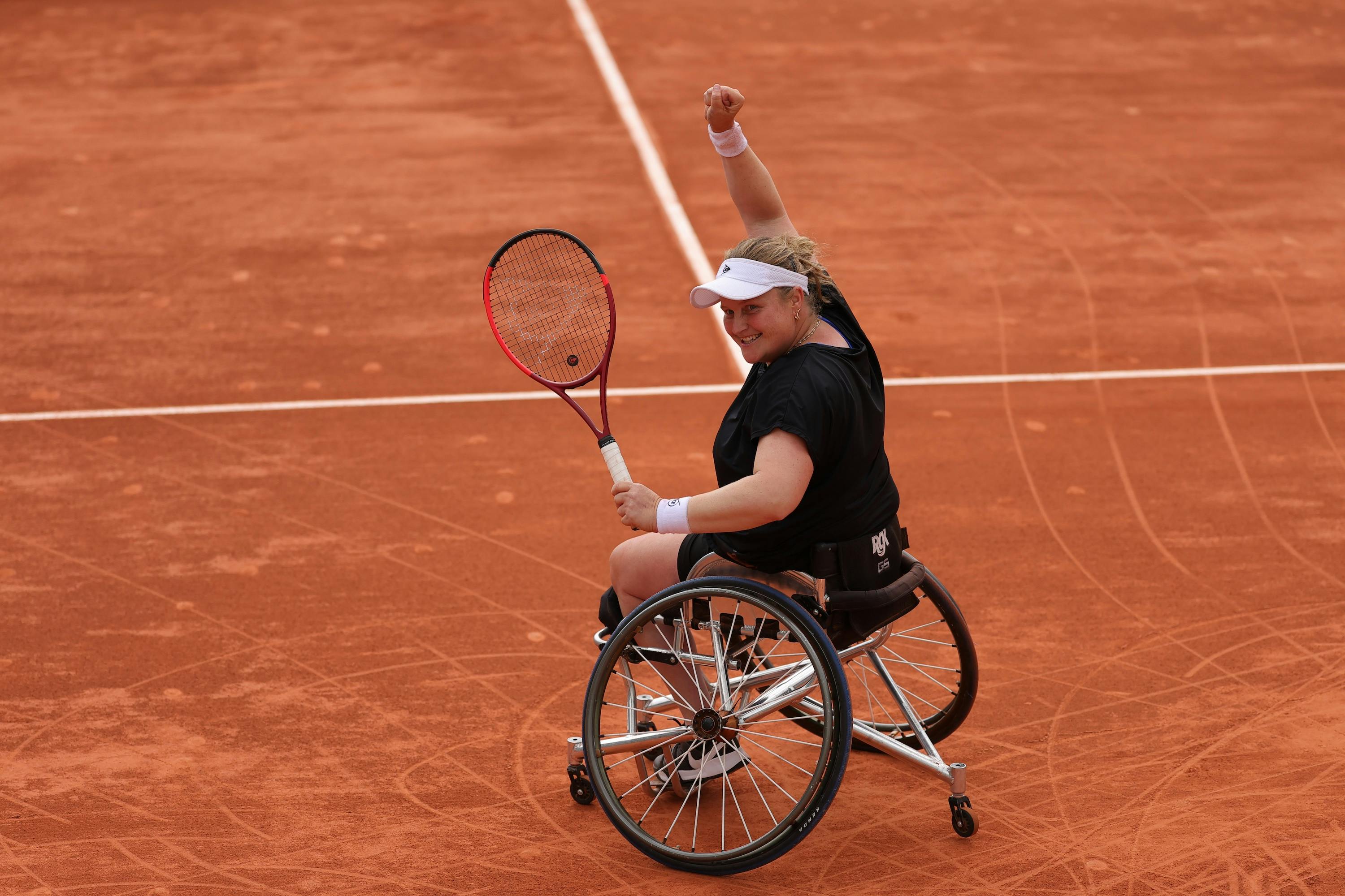 Aniek Van Koot / Demi-finales, Roland-Garros 2025