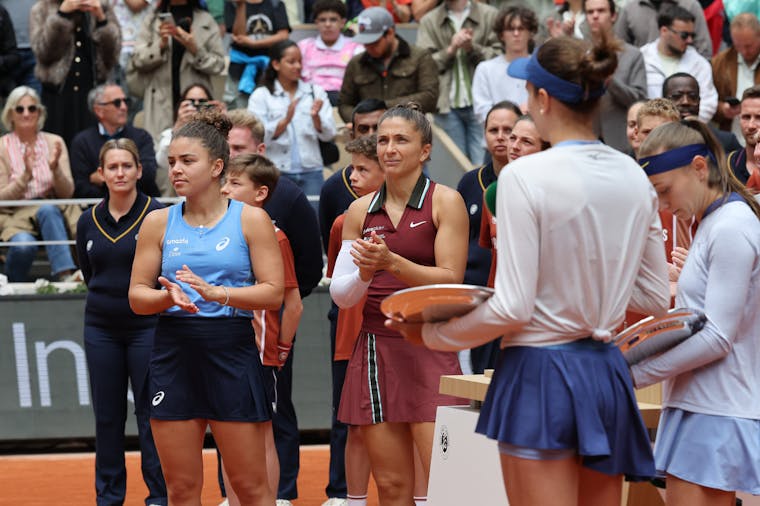 Jasmine Paolini Sara Errani women's doubles final RG2025.jpg