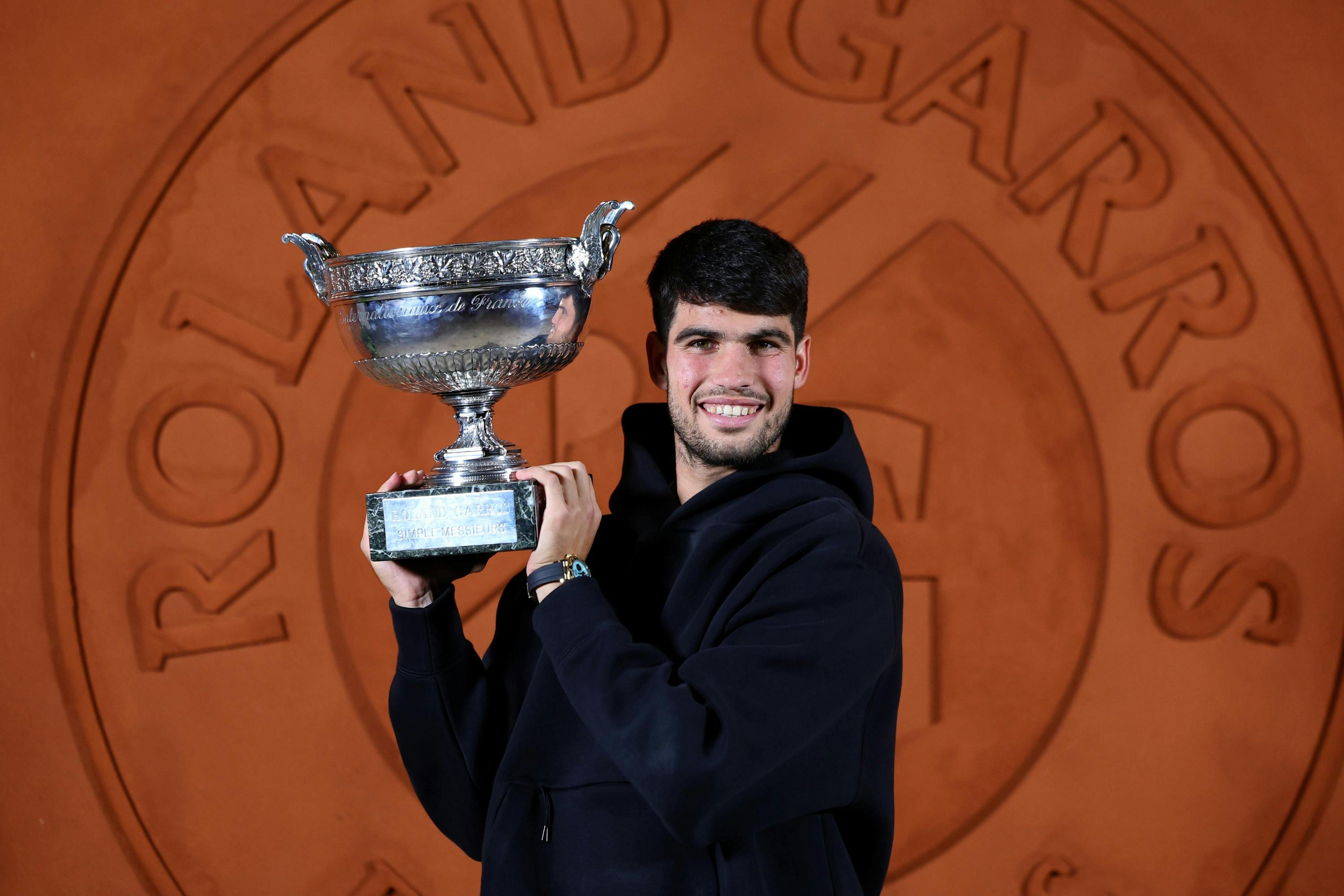 Carlos Alcaraz, trophée, Roland-Garros 2025