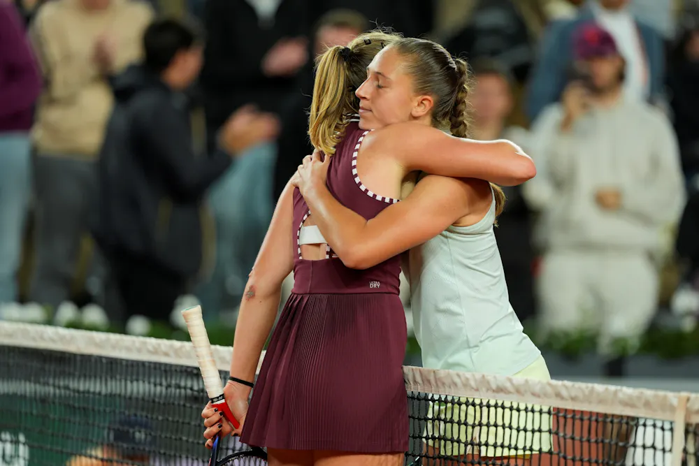 Fiona Ferro & Diane Parry / Premier tour - Roland-Garros 2024