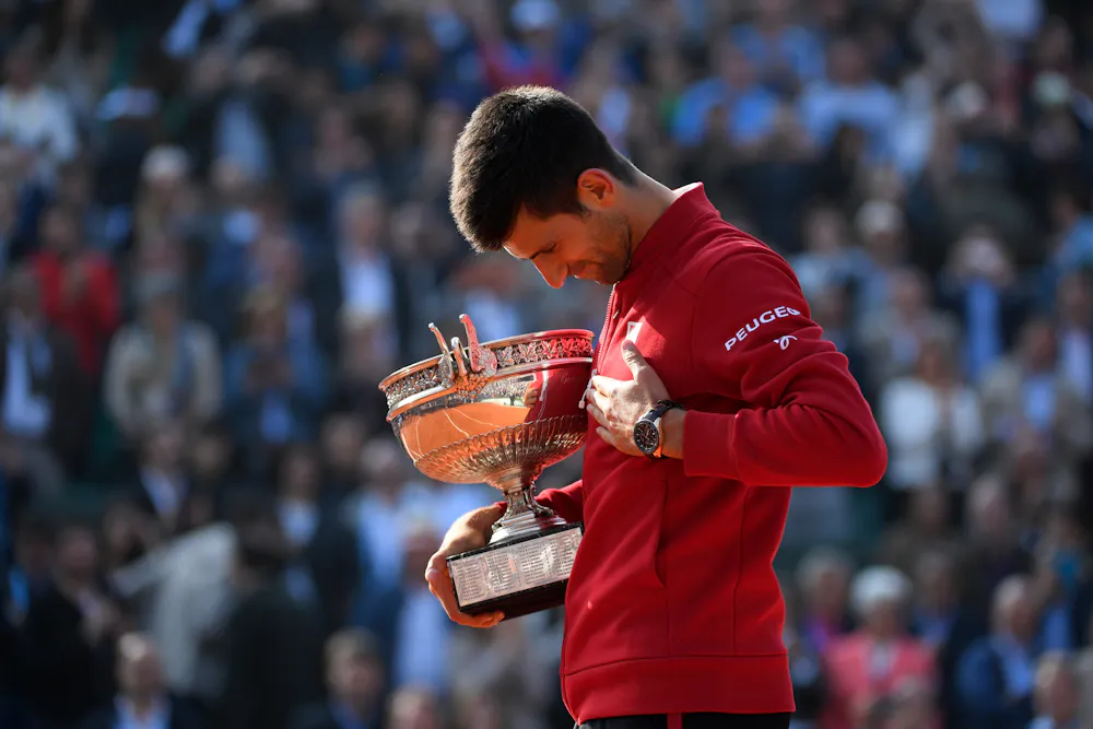 Novak Djokovic / Photocall trophée Roland-Garros 2016