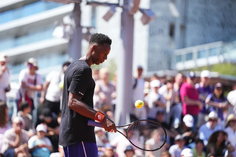 Gael Monfils practices ahead of his final Roland-Garros. 