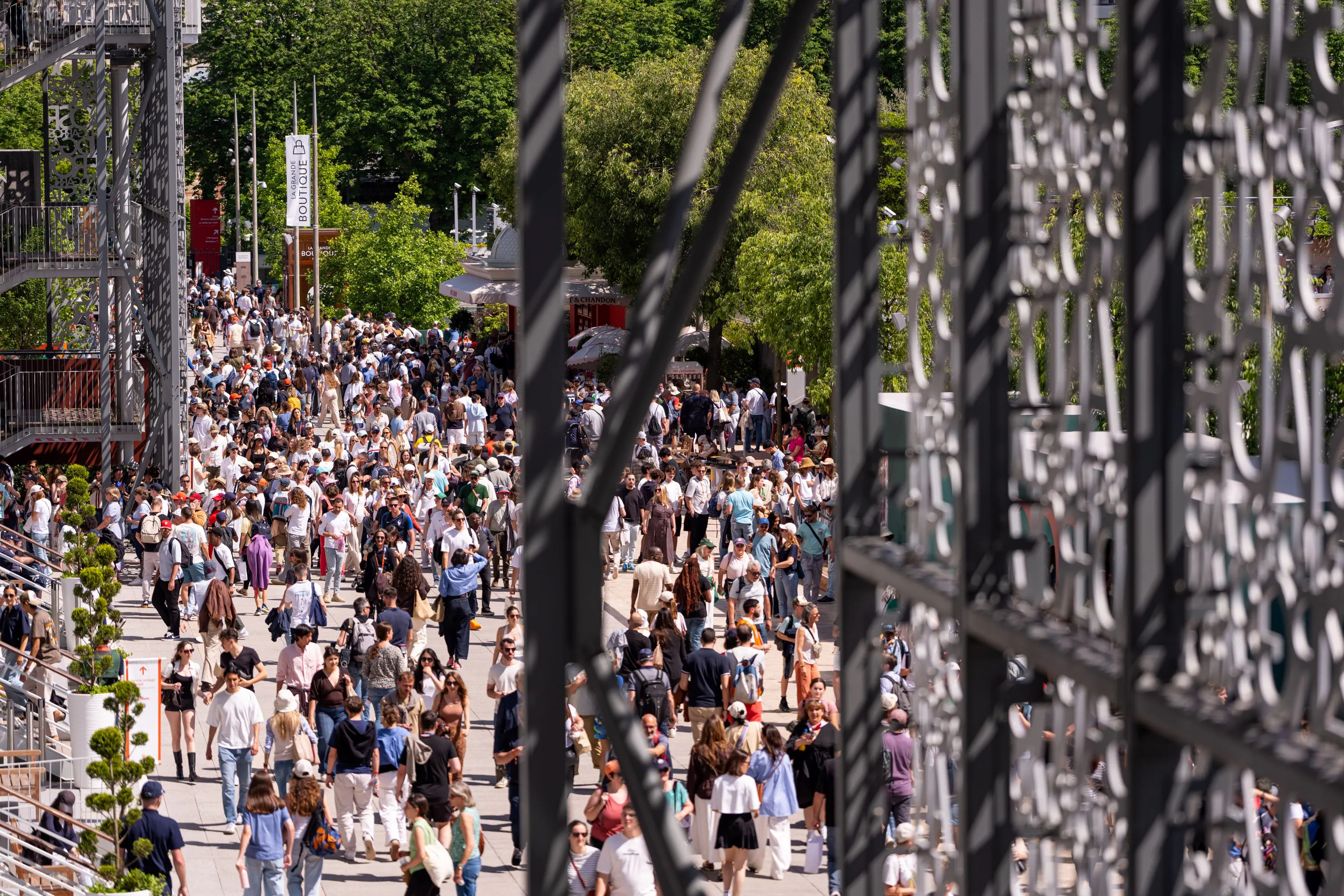 Allées - Foule / Journée Yannick Noah - Roland-Garros 2026 