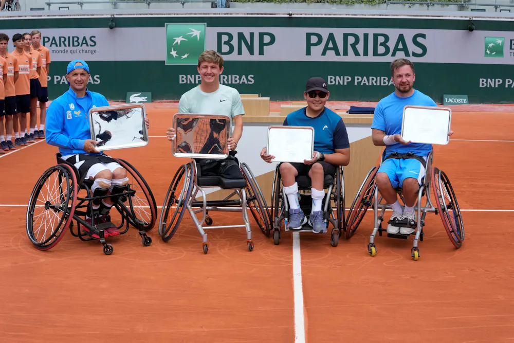 Guy Sasson, Niels Vink, Jin Woodman & Sam Schroder /  Quad - double - finale - trophées - Roland-Garros 2026