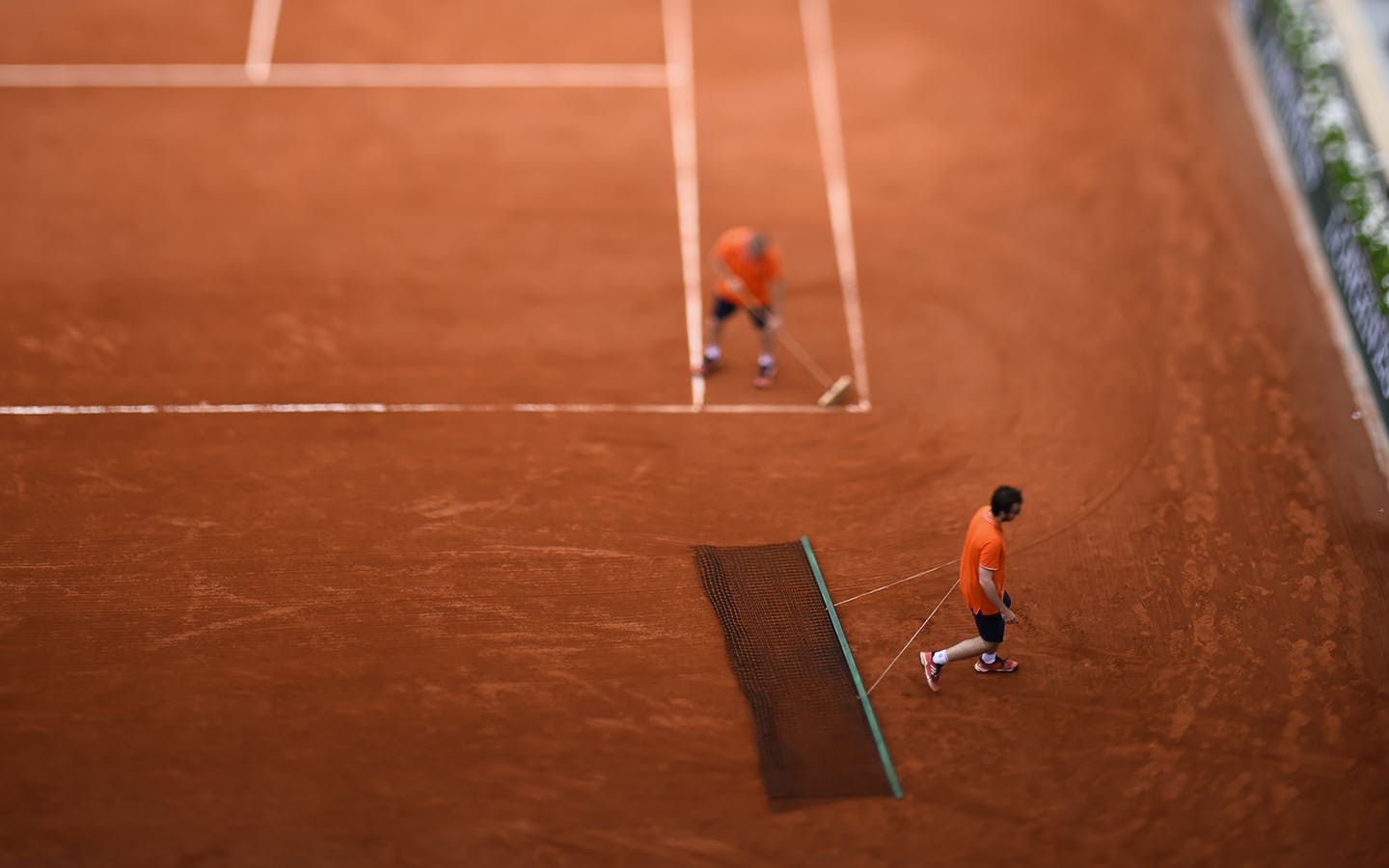 Entretien des courts, Roland-Garros 2018
