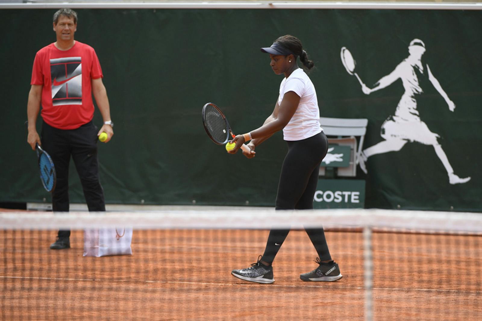 Sloane Stephens and Sven Groeneveld during practice