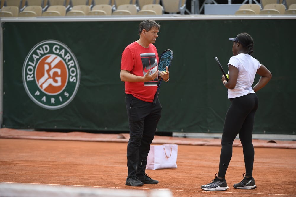 Sloane Stephens and coach Sven Groeneveld during practice