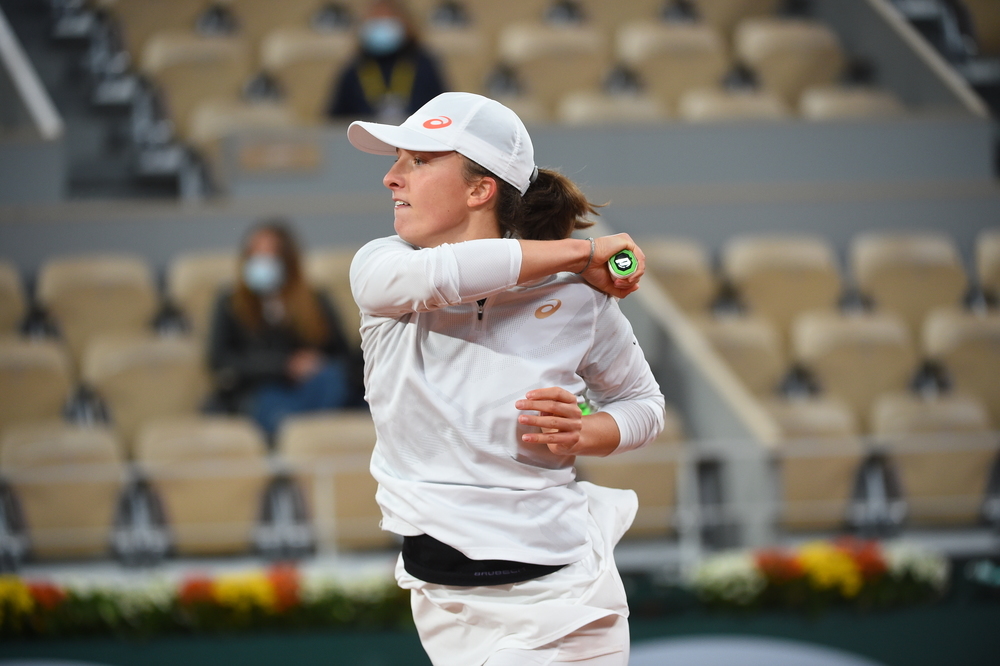 Iga Swiatek, Roland Garros 2020, fourth round