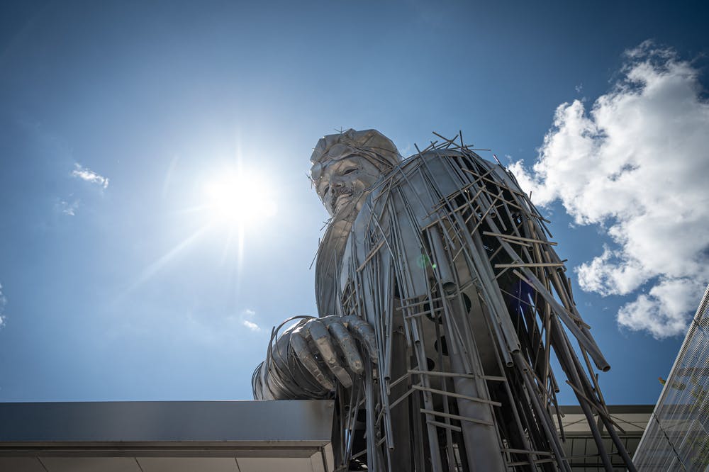 The Cloud Kisser with the blue sky above him at Roland-Garros