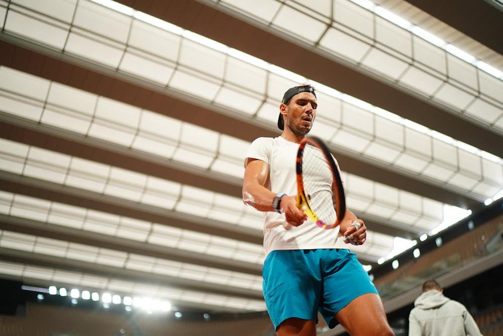 Rafael Nadal under the roof Roland-Garros 2020