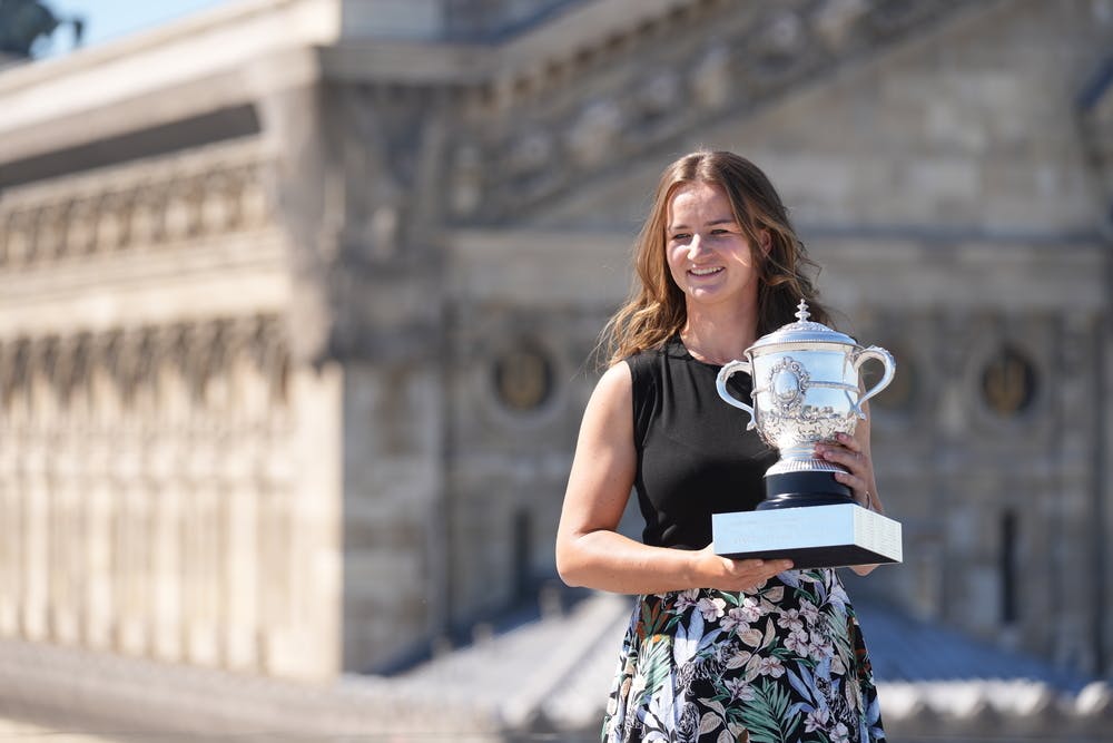Barbora Krejcikova, Roland Garros 2021, trophy shoot