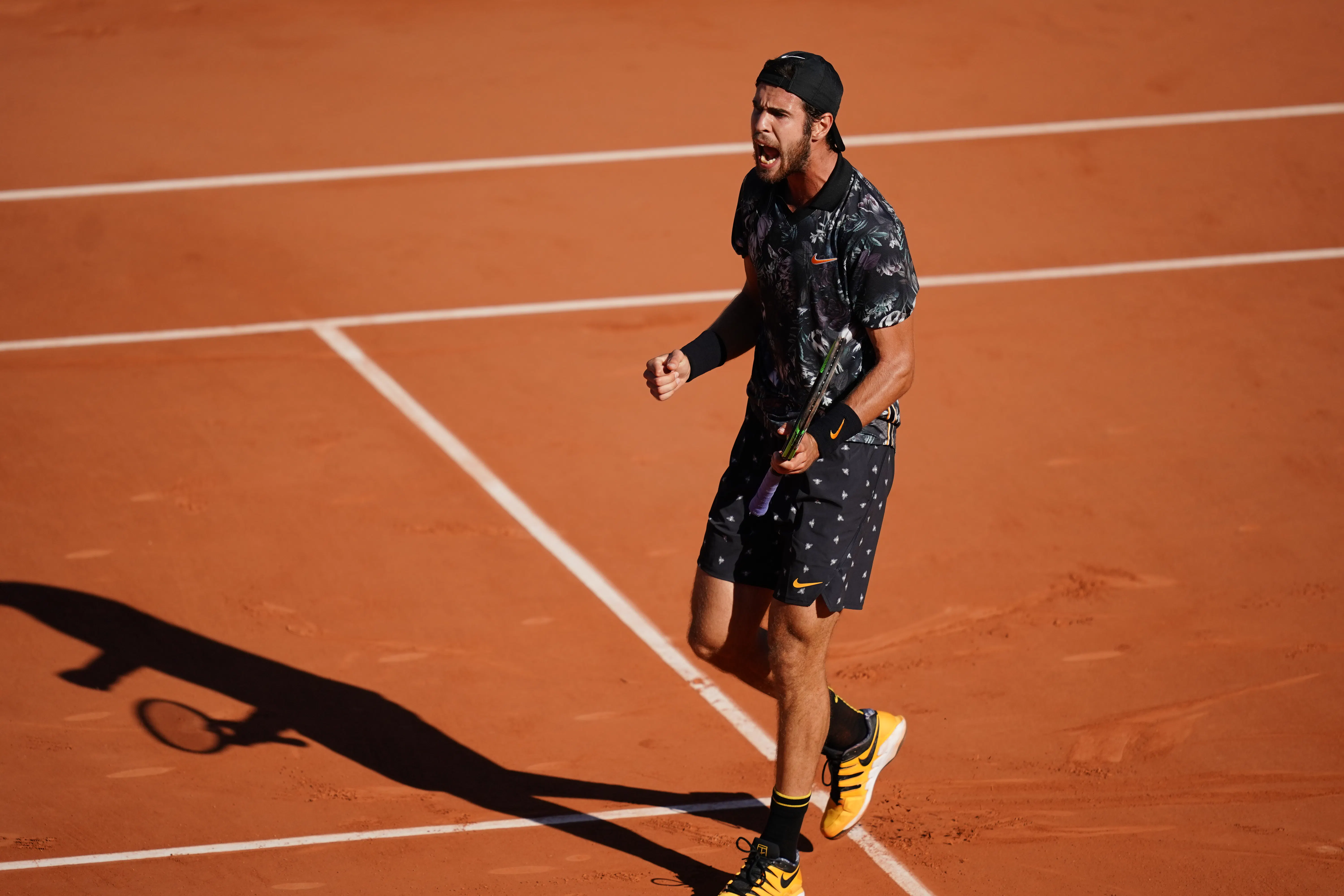 Le Choc Des Cogneurs Pour Khachanov Roland Garros Le Site Officiel 