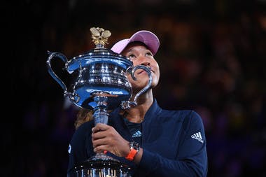 Naomi Osaka holding her trophy at the 2019 Australian Open
