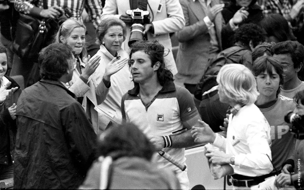 Photo Ancienne Guillermo Vilas - Vainqueur Roland Garros - Années 1970 - Originale