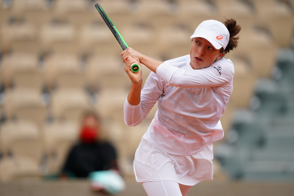 Focused Swiatek Is Up For Halep Challenge - Roland-Garros - The 2023 ...