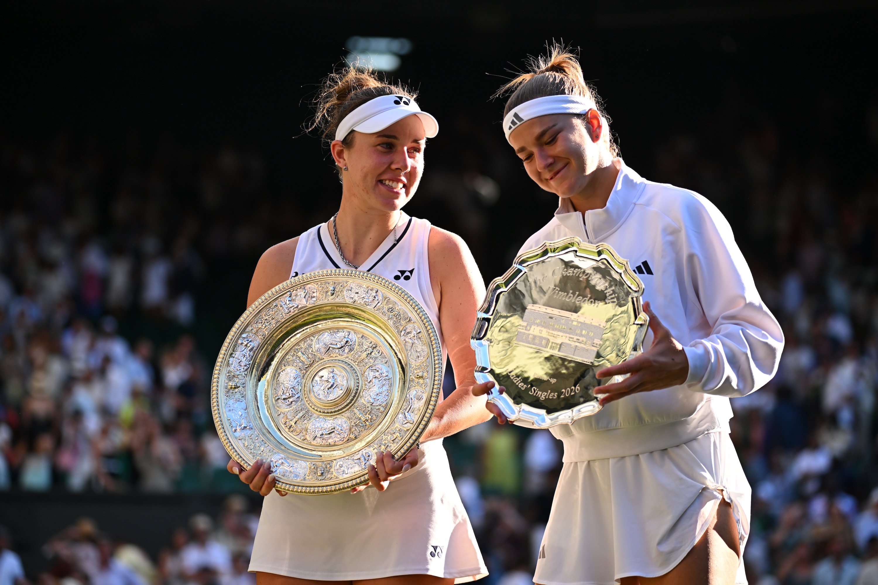 Linda Noskova & Karolina Muchova / Photocall trophée - Wimbledon 2026