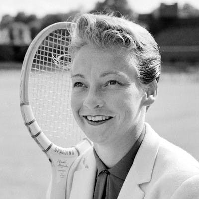 Darlene Hard Roland-Garros champ 1960.