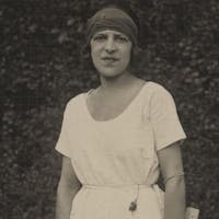 Suzanne Lenglen Roland-Garros  1920, 1921, 1922, 1923, 1925, 1926.