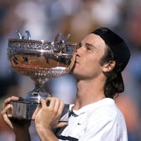 Carlos Moya Roland-Garros 1998 champion.
