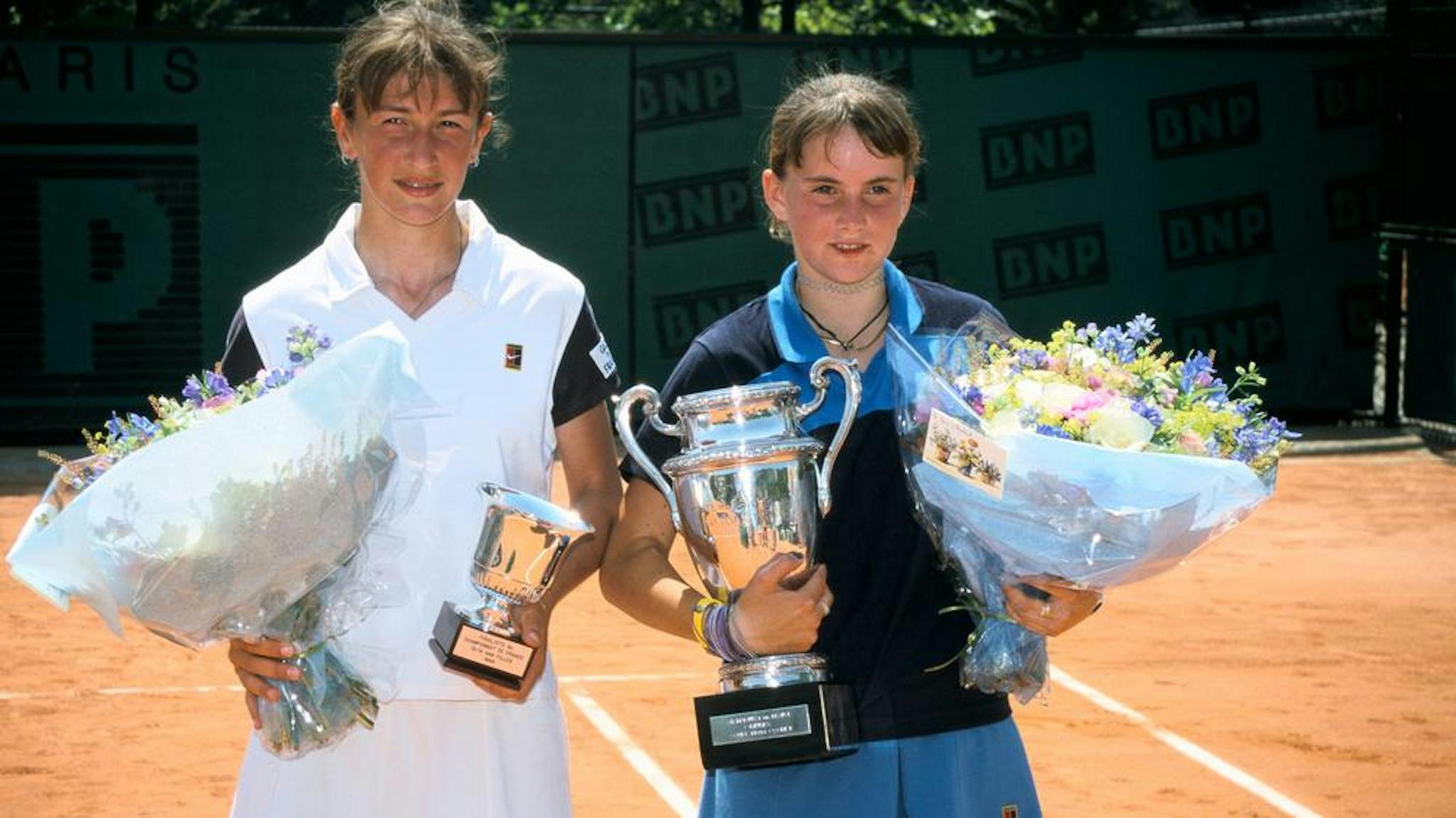 Sylvie Montero (à d.) lors de son titre de championne de France en 1999 en 13-14 ans, face à Anaïs Laurendon.