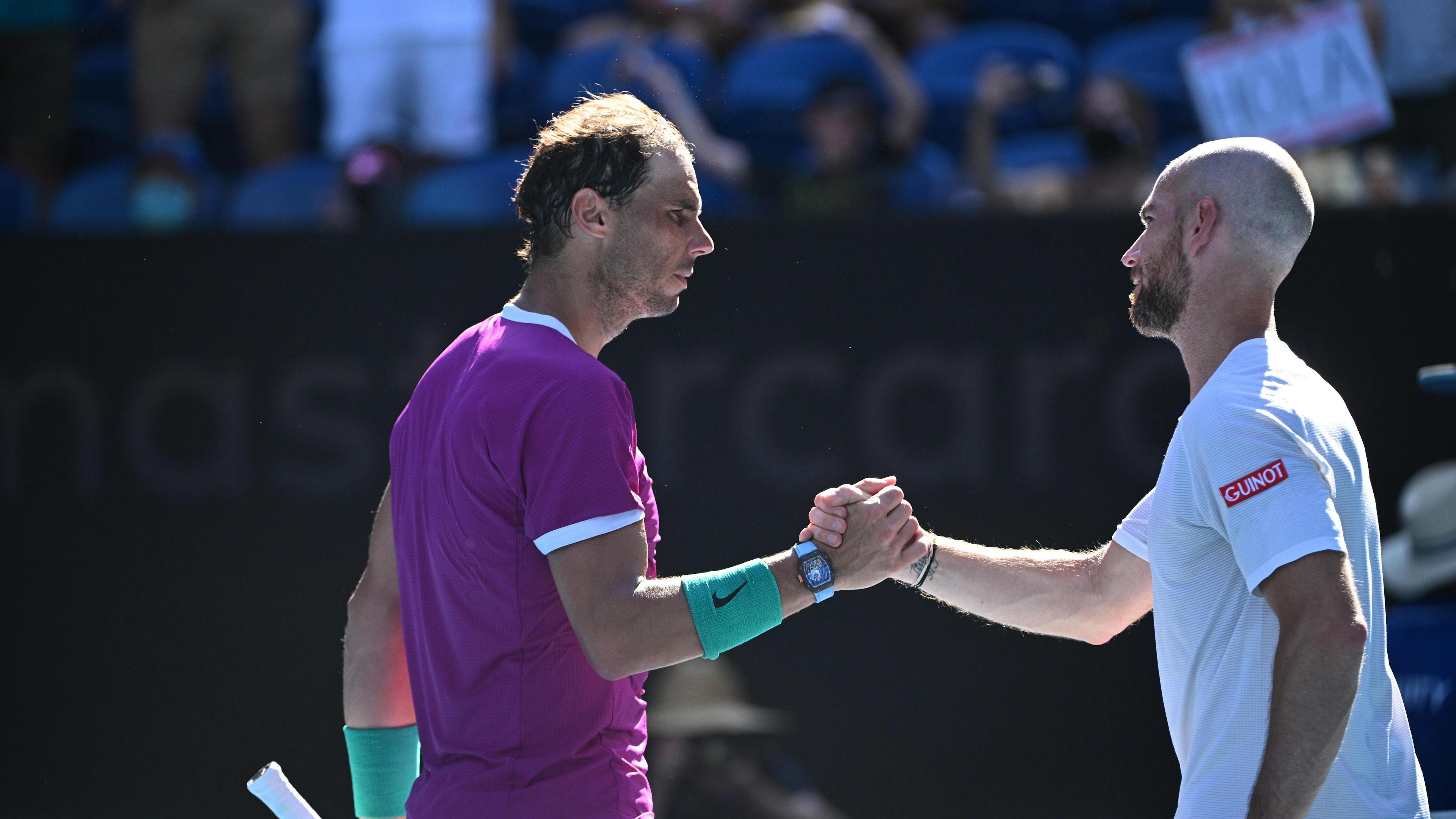 Adrian Mannarino battu par Rafael Nadal en huitièmes de finale à Melbourne.