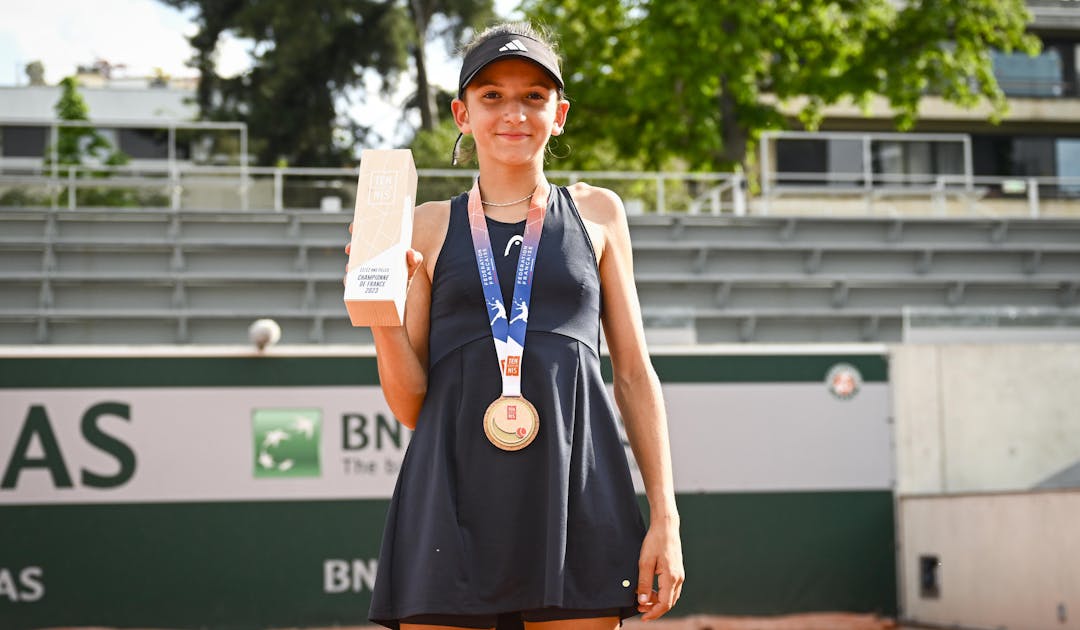 11/12 ans filles : Capucine Charcosset prend sa revanche | Fédération française de tennis