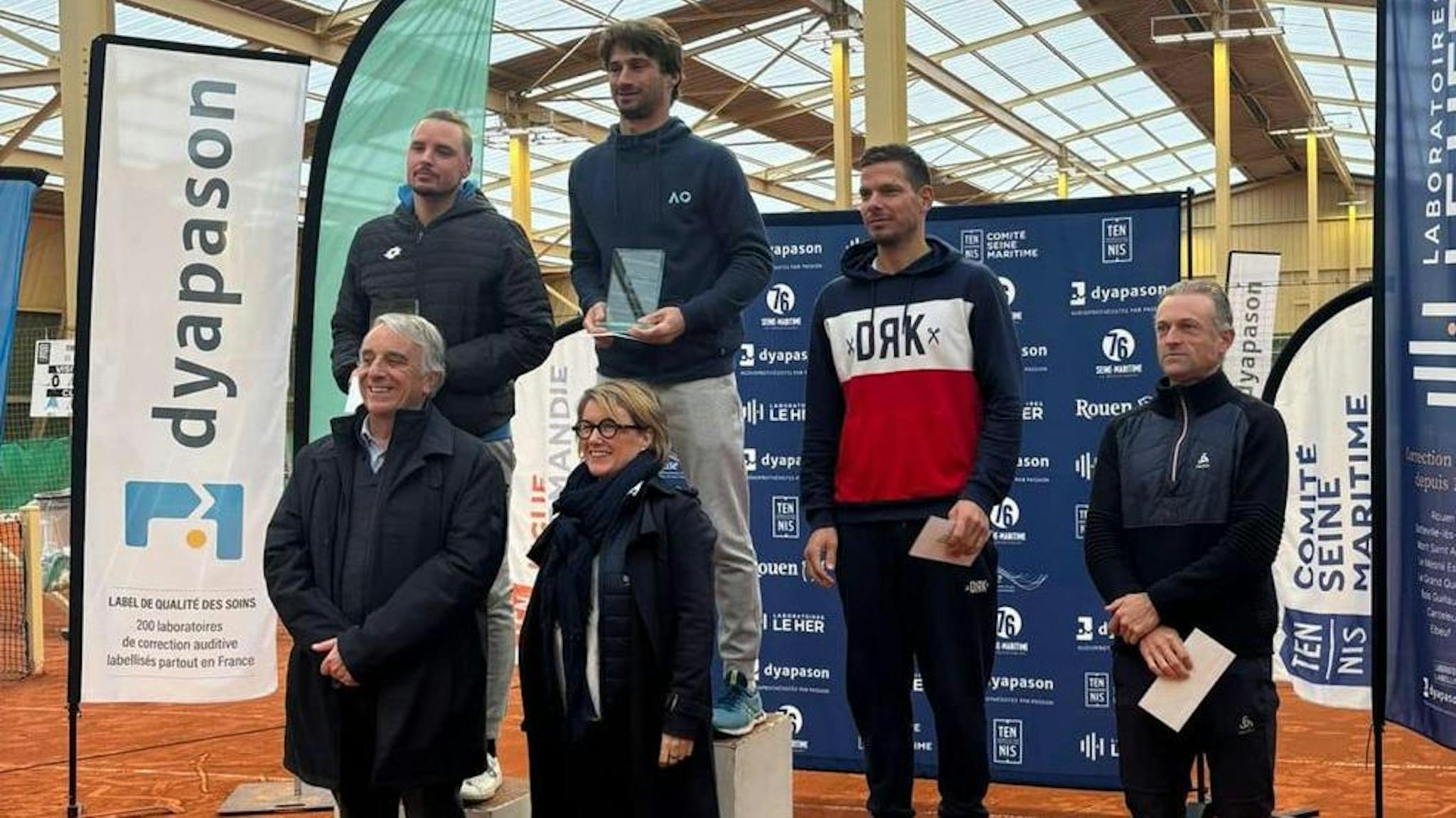 Olivier Grave sur la plus haute marche du podium à Rouen.