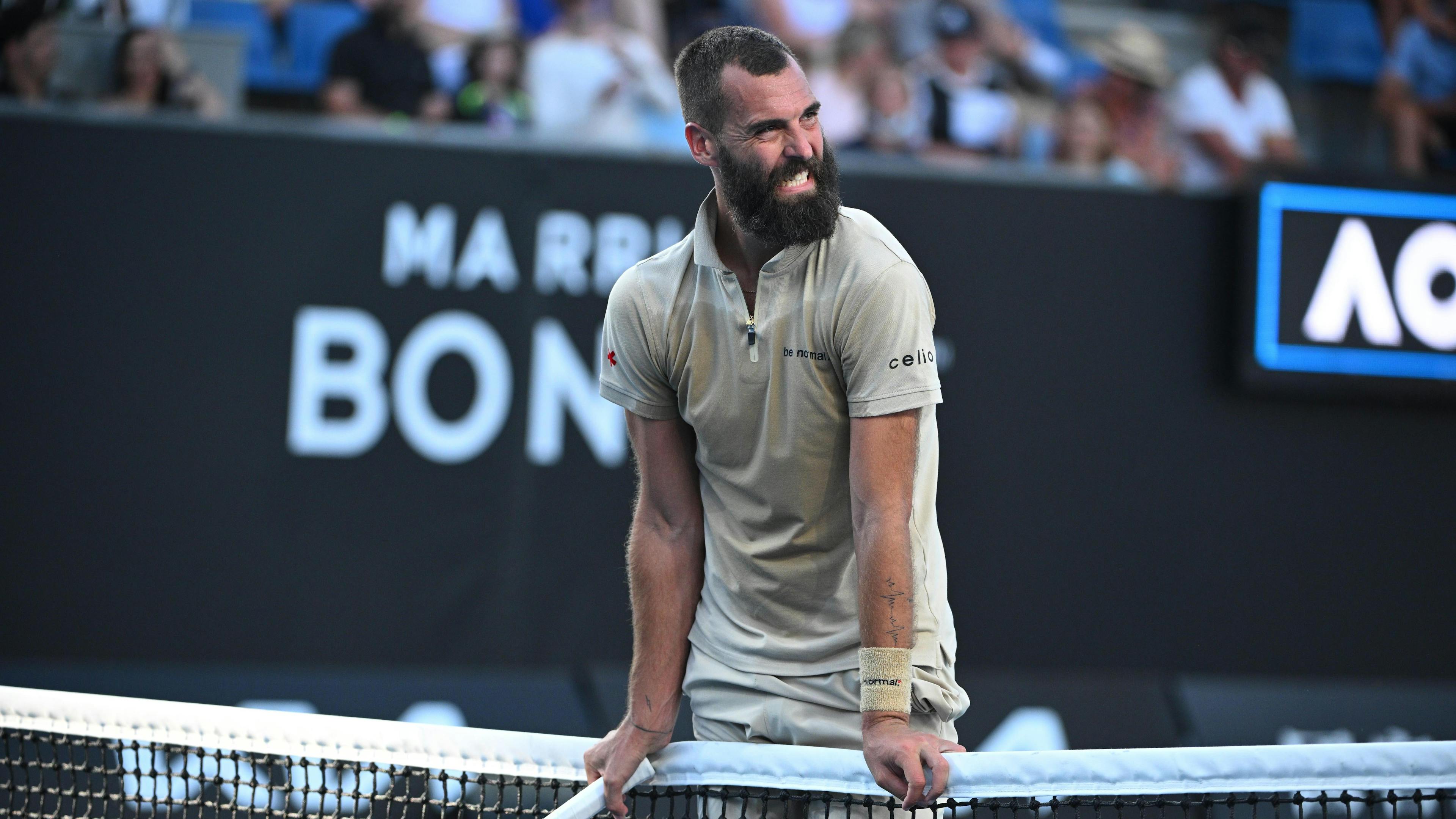 Benoît Paire peut sourire, il est au 3e tour malgré sa fatigue. Chapeau !