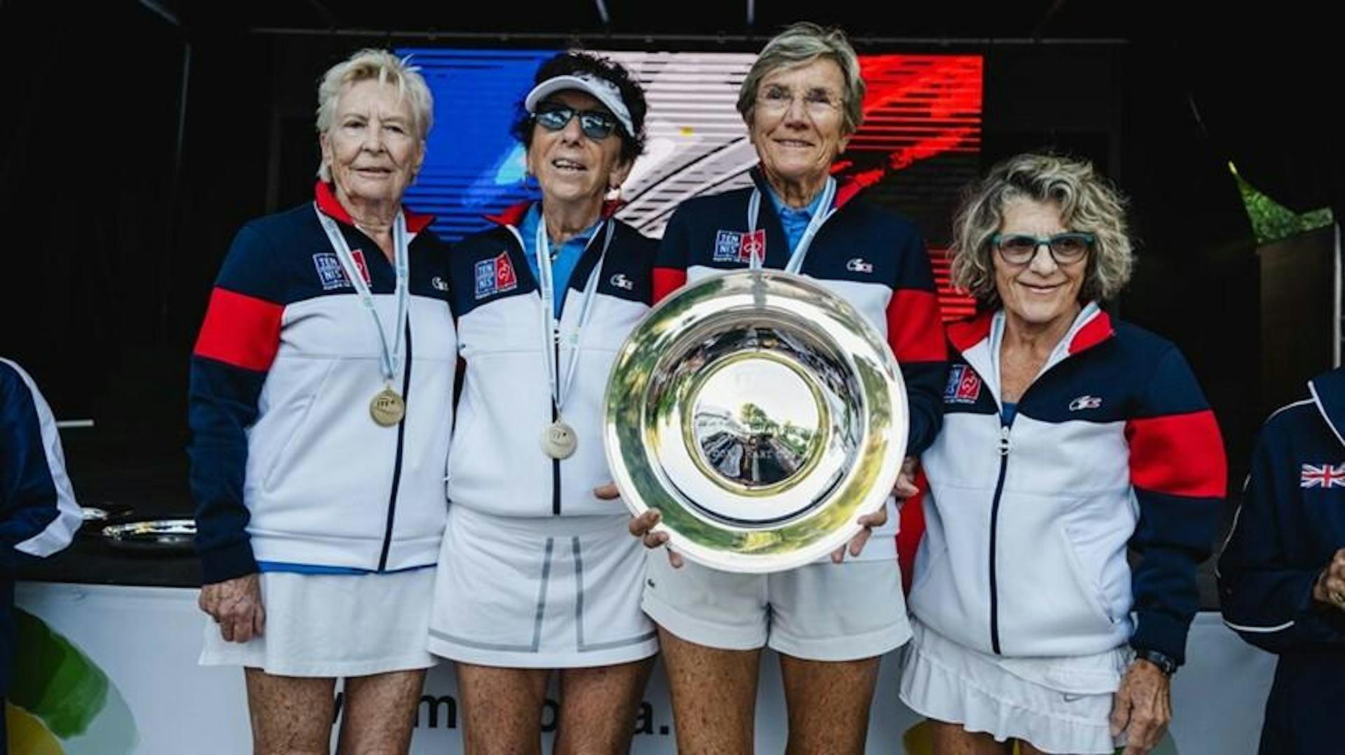 Frédérique Caillard, Michèle Bichon, Claudine Contoz et Mary Jane Marty.