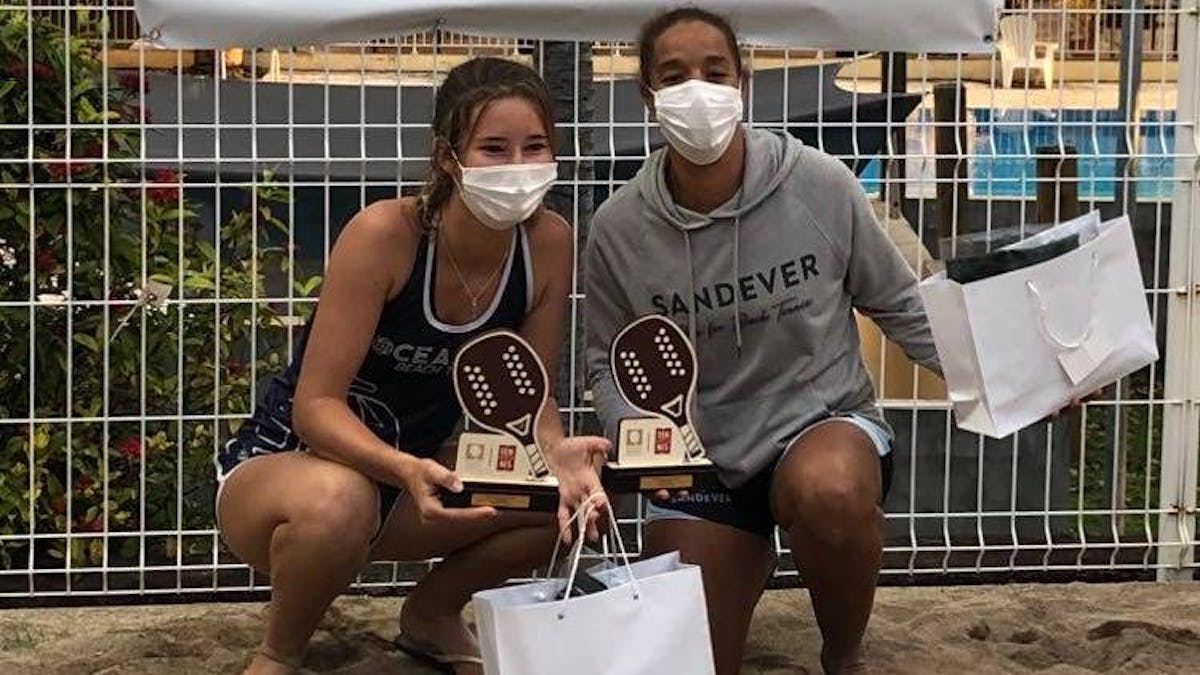 Maïre Bray et Elodie Manette, gagnantes du BT 1000 du Pam Beach