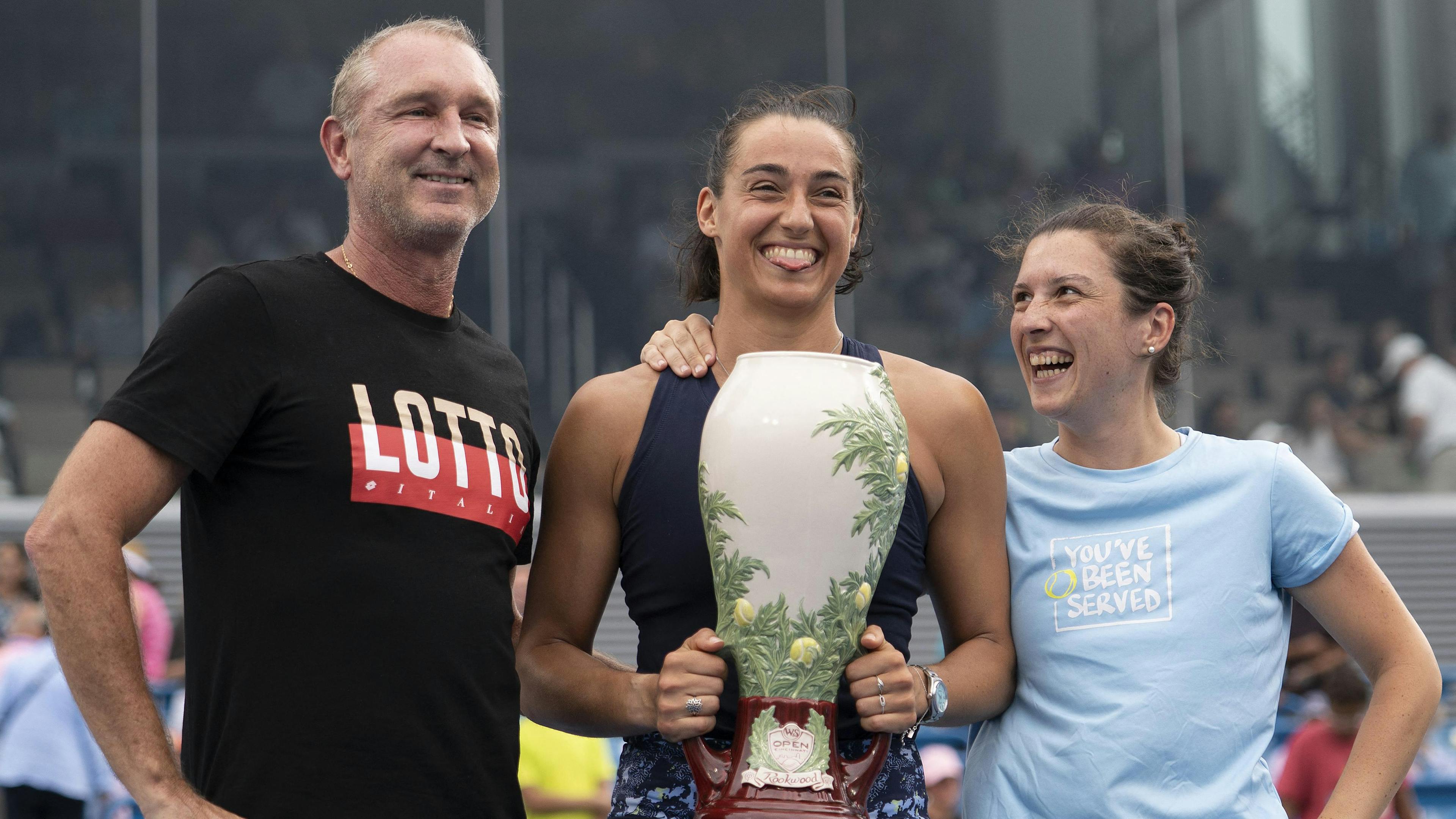 Caroline Garcia a salué le travail de son équipe : Bertrand Perret, son coach, et Laura Legoupil, sa physiothérapeute.