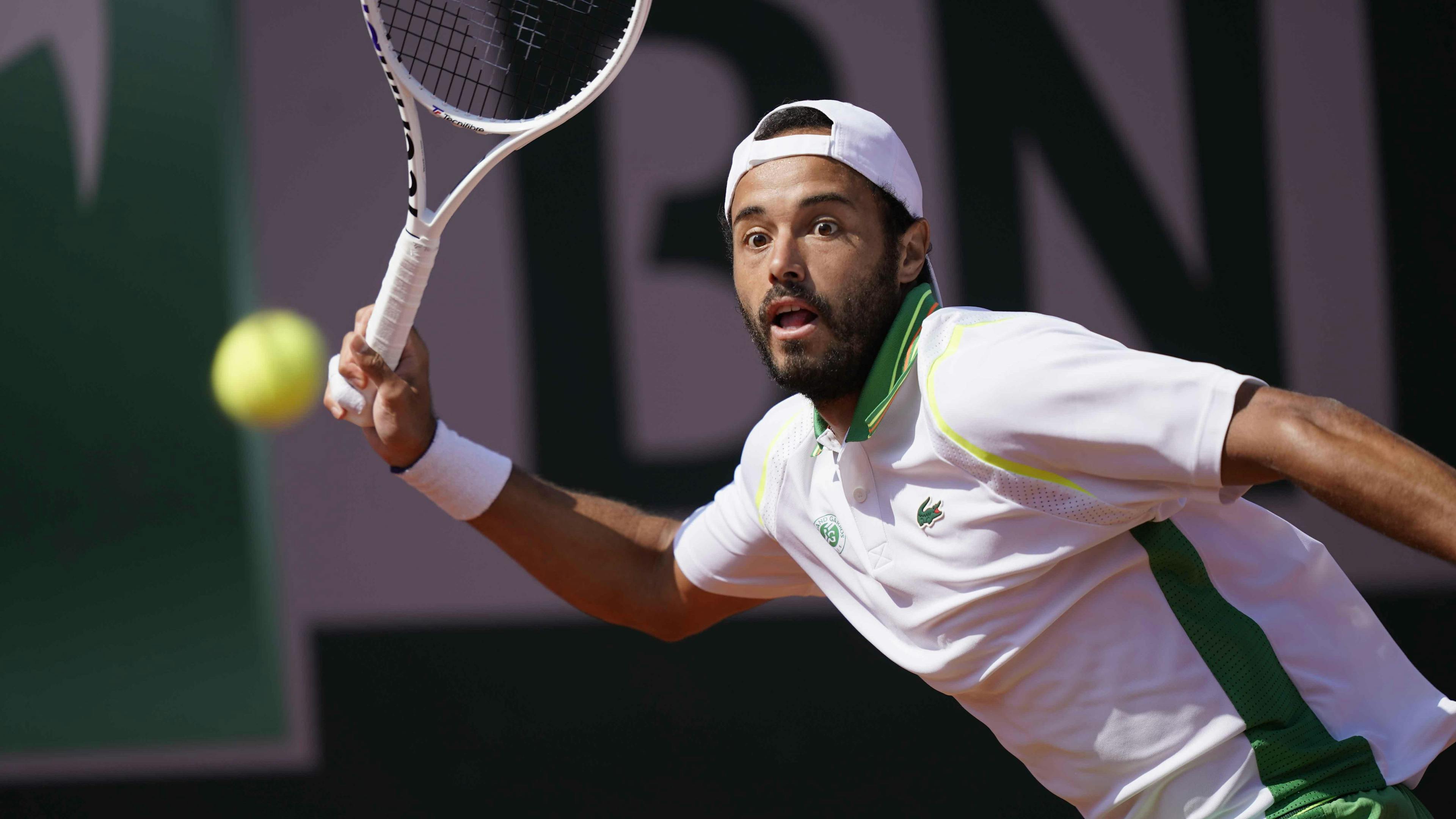 Laurent Lokoli a trop subi la puissance de son adversaire.